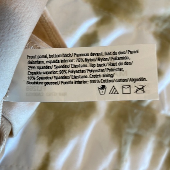 ๐  Maidenform Shape Wear ๐ - Picture 8 of 8